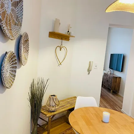 Chaleureux Petit Apartman